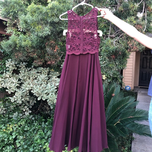 Formal dress - Picture 2 of 3